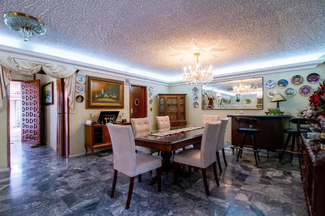 과달라하라 Casa Bohemia 빌라 0*,